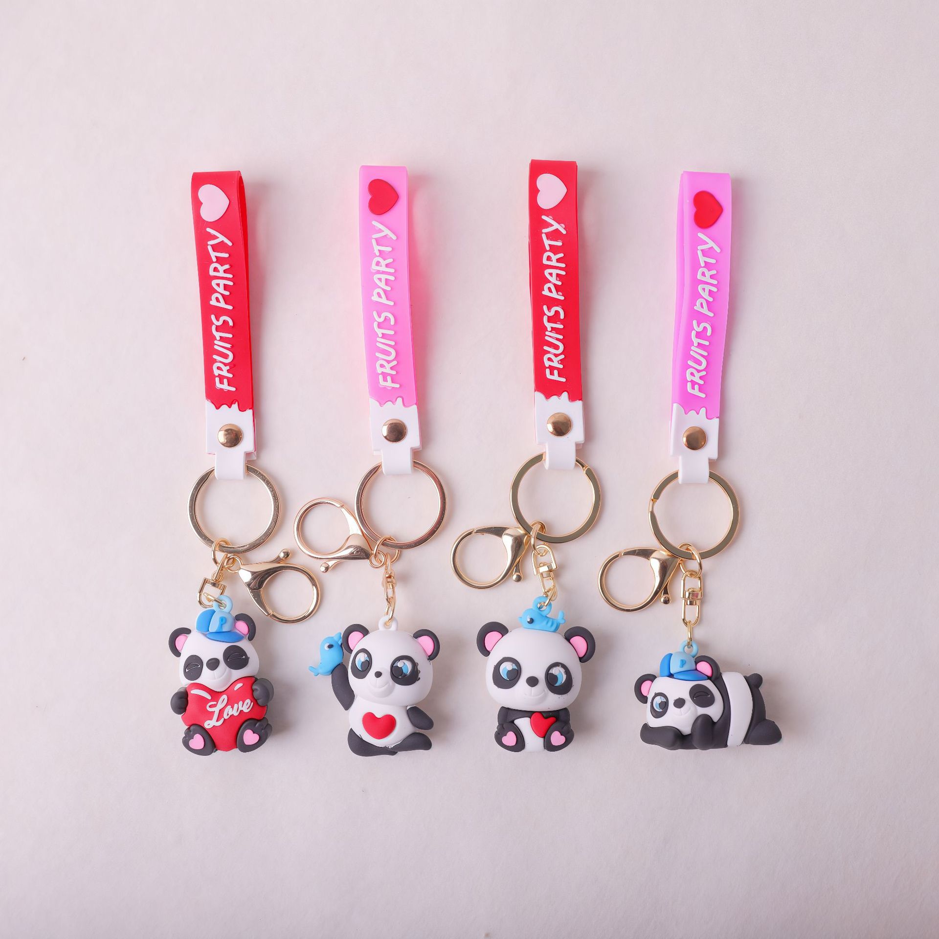 Inventario de dibujos animados llavero de goma blanda muñeca regalos bolsos lindos colgantes muñecas accesorios de souvenir fábrica al por mayor image 15