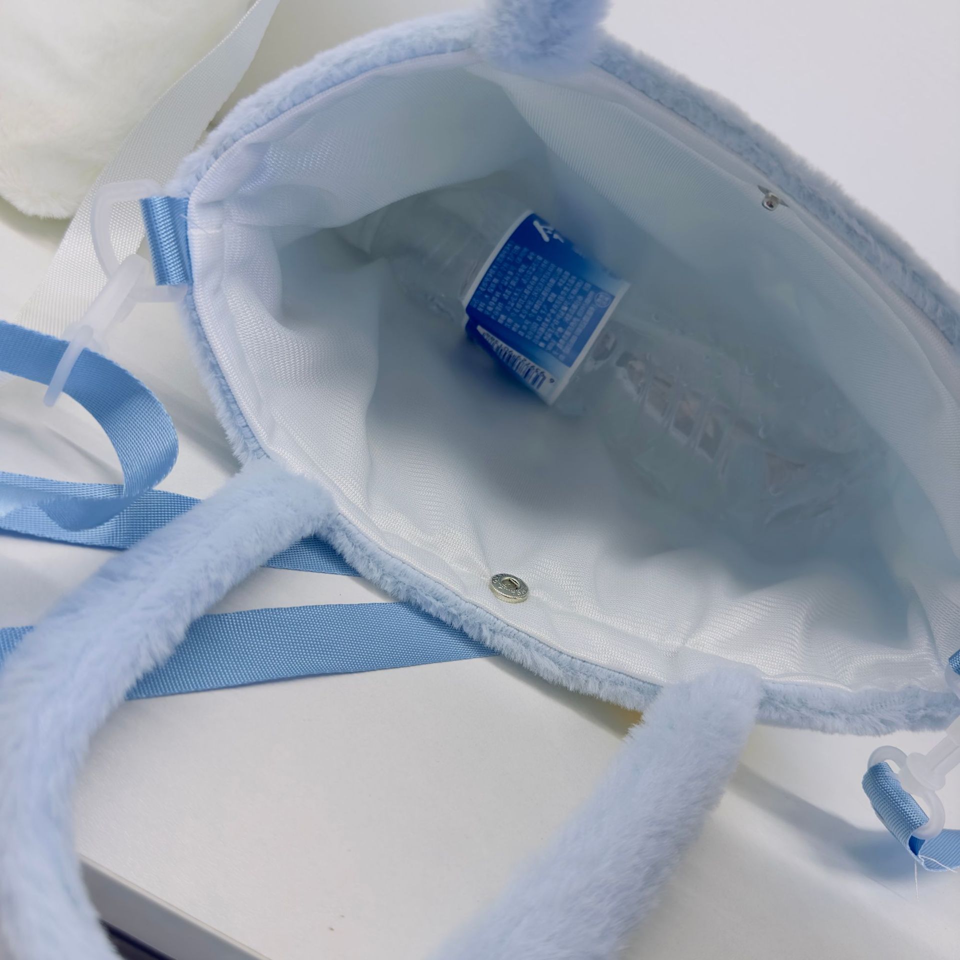 Nuevo bolso de peluche de dibujos animados lindo fábrica al por mayor hombro portátil muñeca bolsa ciego caja intercambio regalo