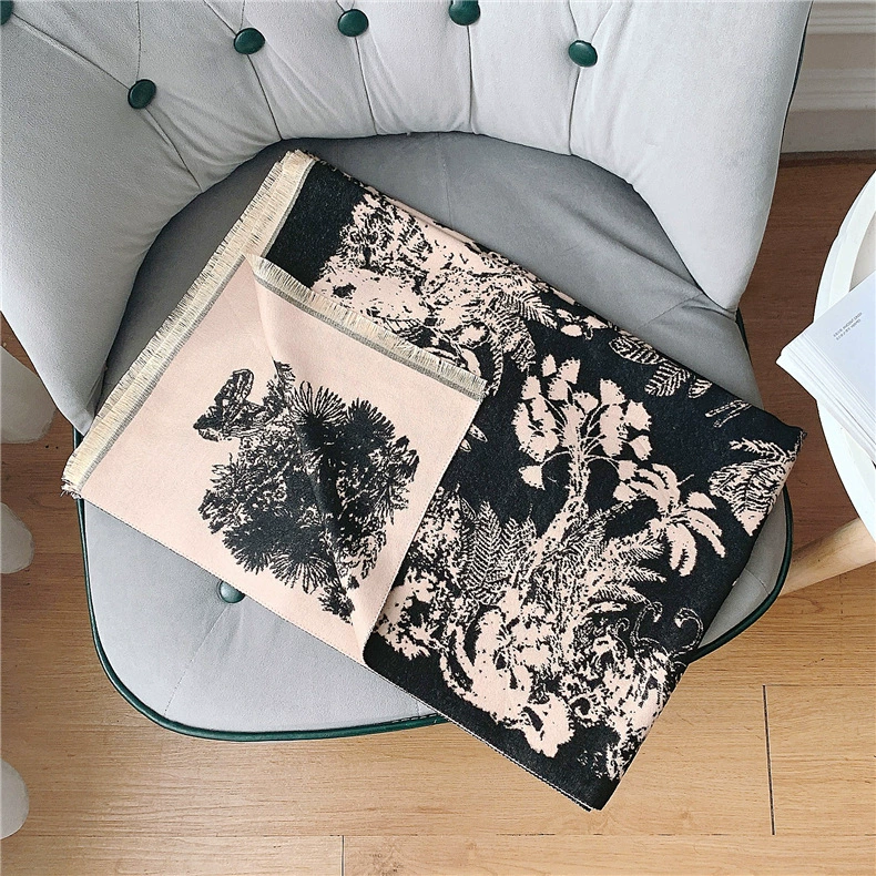 Ethnic cartoon keep warm demi-season scarf, cloak made of faux fur with tassels, ethnic style, print, increased thickness