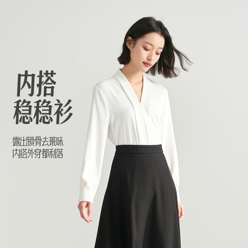 【Inner Layer Shirt】White V-neck professional shirt for women, suitable for interviews, formal attire, suit shirt 【Inner Layer Shirt】White V-neck professional shirt for women, suitable for interviews, formal attire, suit shirt