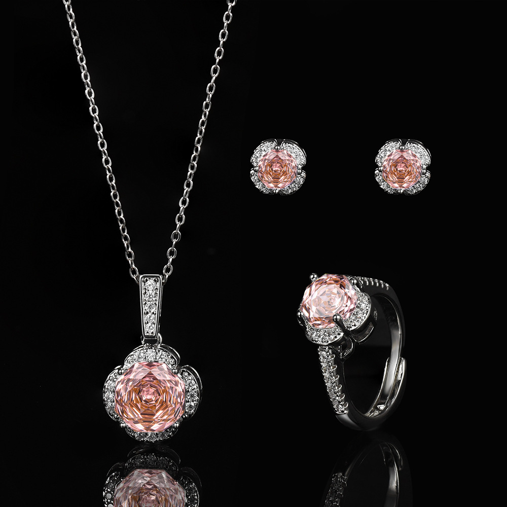 Amazon nuevo Seiko Rose Chepa Paracha collar de zircon pendientes anillo de tres piezas al por mayor