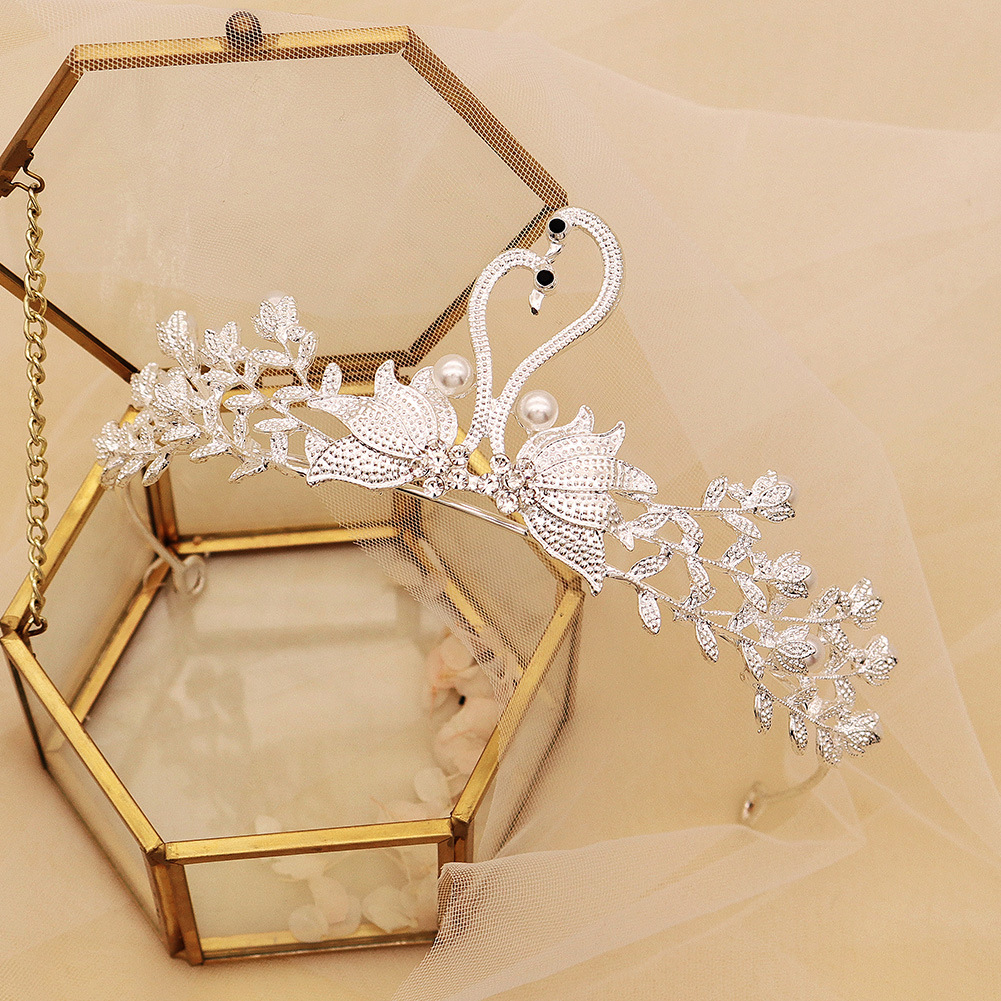 Children's Hair Accessories Creative White Swan Crown Headband Bride Rhinestone Pearl Crown Princess Eighteenth Birthday Crown