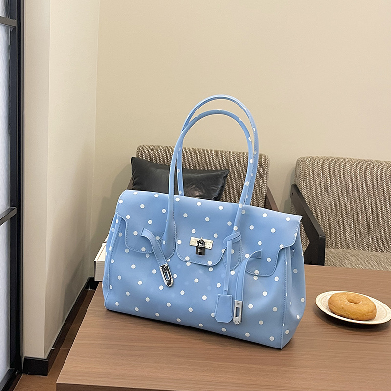 2026 New Polka Dot Jelly Bag Summer New Commuting Tote Bag Fashionable Large Capacity Underarm Bag Women's Handbag