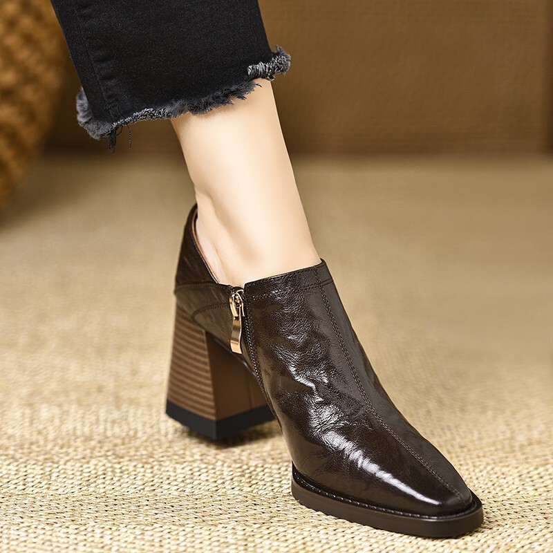 2025 New Autumn and Winter Black Chunky Heel Versatile High-Heeled Shoes for Women, Square Toe Retro Deep-Cut Side Zipper Leather Shoes 2025 New Autumn and Winter Black Chunky Heel Versatile High-Heeled Shoes for Women, Square Toe Retro Deep-Cut Side Zipper Leather Shoes