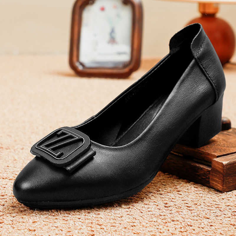 Women's Fashion Single-layer Shoes Cowhide Shallow Fashion Square Buckle Women's Leather Shoes Thick Heel Soft-soled Mother Shoes Not Tired Work Shoes