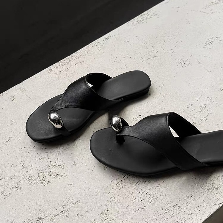 Soft Sheepskin Soft Sole Non-Slip 2026 New Retro Round-Toe Flip-Flops Open-Toe Flat-Soled Vacation Sandals for Women Summer Soft Sheepskin Soft Sole Non-Slip 2026 New Retro Round-Toe Flip-Flops Open-Toe Flat-Soled Vacation Sandals for Women Summer