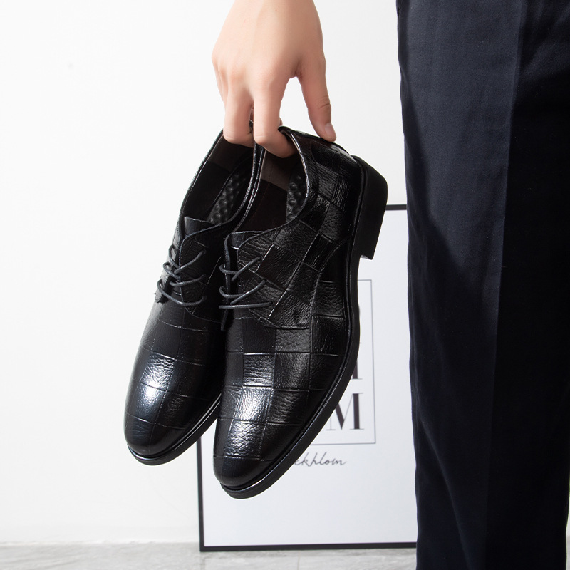 Primavera y otoño nuevos zapatos de cuero de los hombres de negocios casual zapatos de los hombres de tamaño extra grande para todos los hombres desgaste formal de dama de honor zapatos de cuero image 3