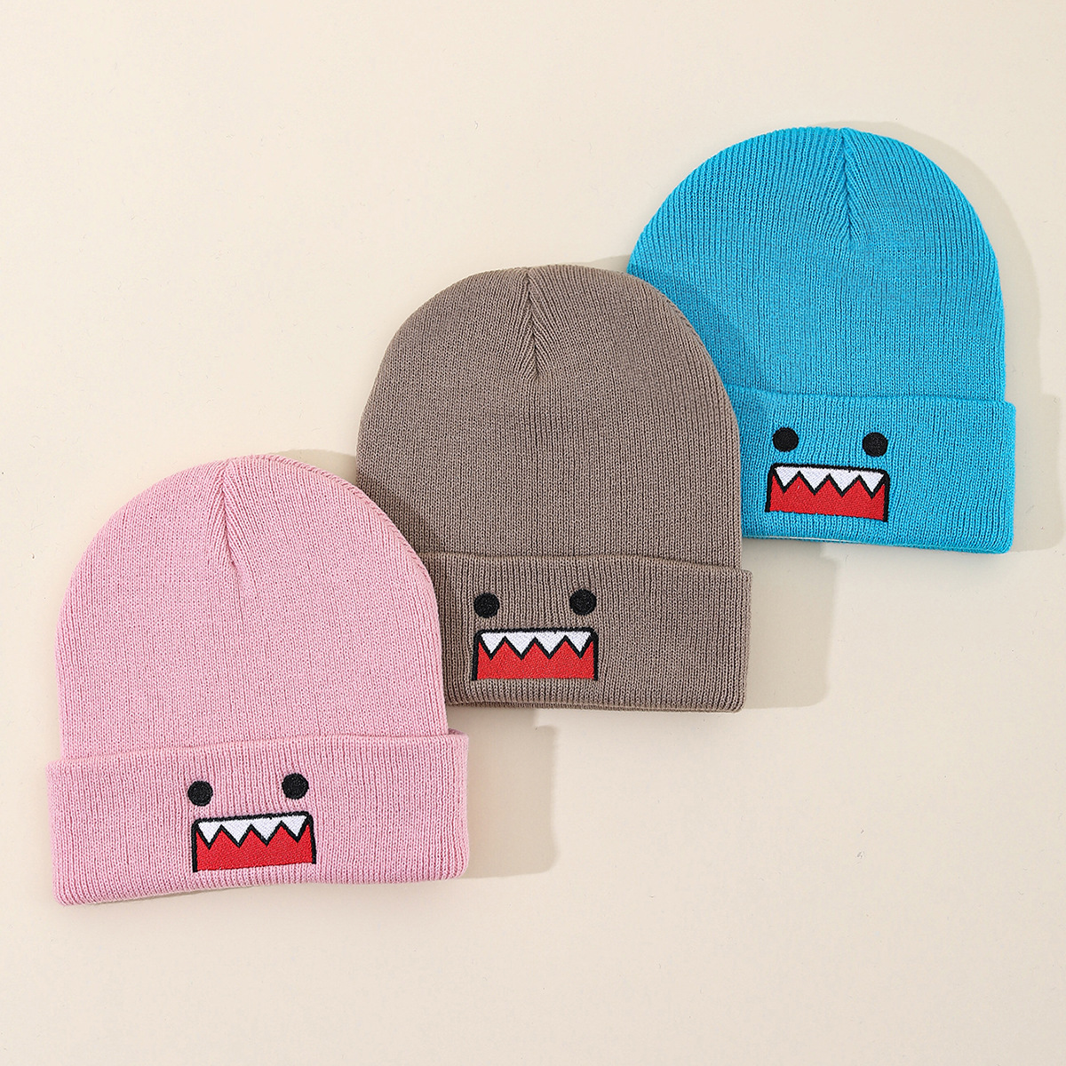 Verspielte bestickte Strickmütze – skurriles Cartoon-Design, weiche Unisex-Wintermütze aus Acryl für Männer und Frauen, trendige Markenmütze für kalte Tage, warme Outdoor-Mütze_voghion.com