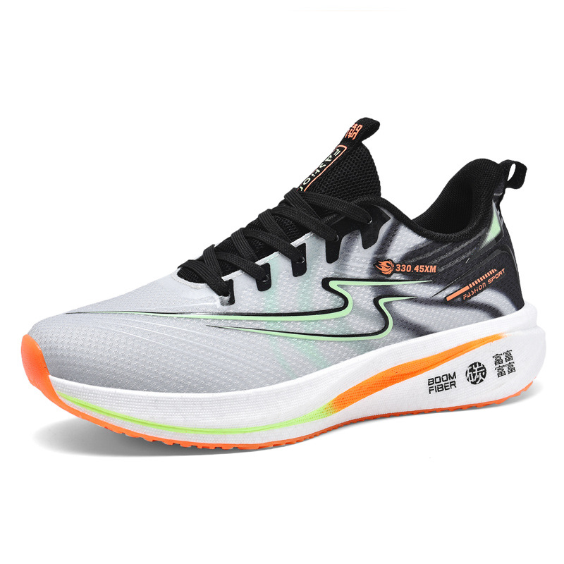 Un nuevo tipo de zapatos de hombre de tamaño grande, zapatos de entrenamiento de carbono, zapatos de entrenamiento de ventilación ultraligeros para hombres.
