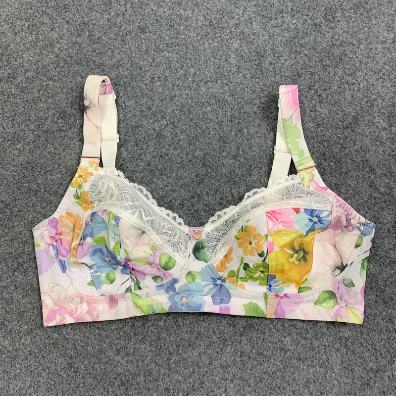 Distribution delivery wireless ultra-thin breathable foreign trade plus size underwear color printing European and American bra comfortable bra