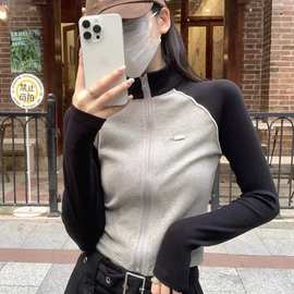 秋季修身美式拉链设计感小众内搭T恤卫衣女秋显瘦短款小个子上衣
