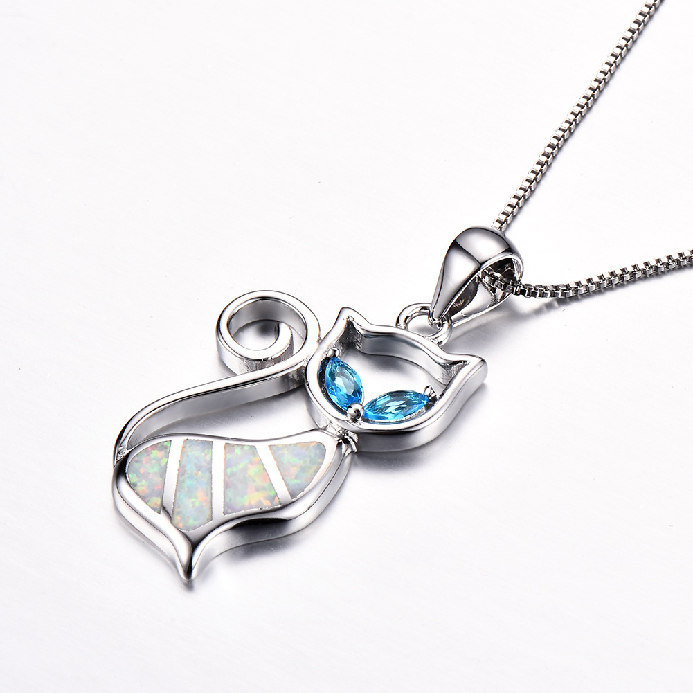 Necklace Image 7