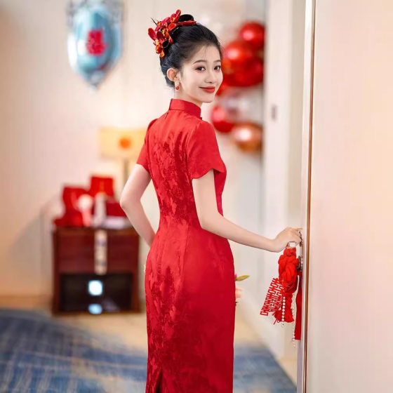 New Chinese Red Cheongsam Women's 2024 New Summer Improved Engagement Dress Slim Fit dress Toast Dress Bride