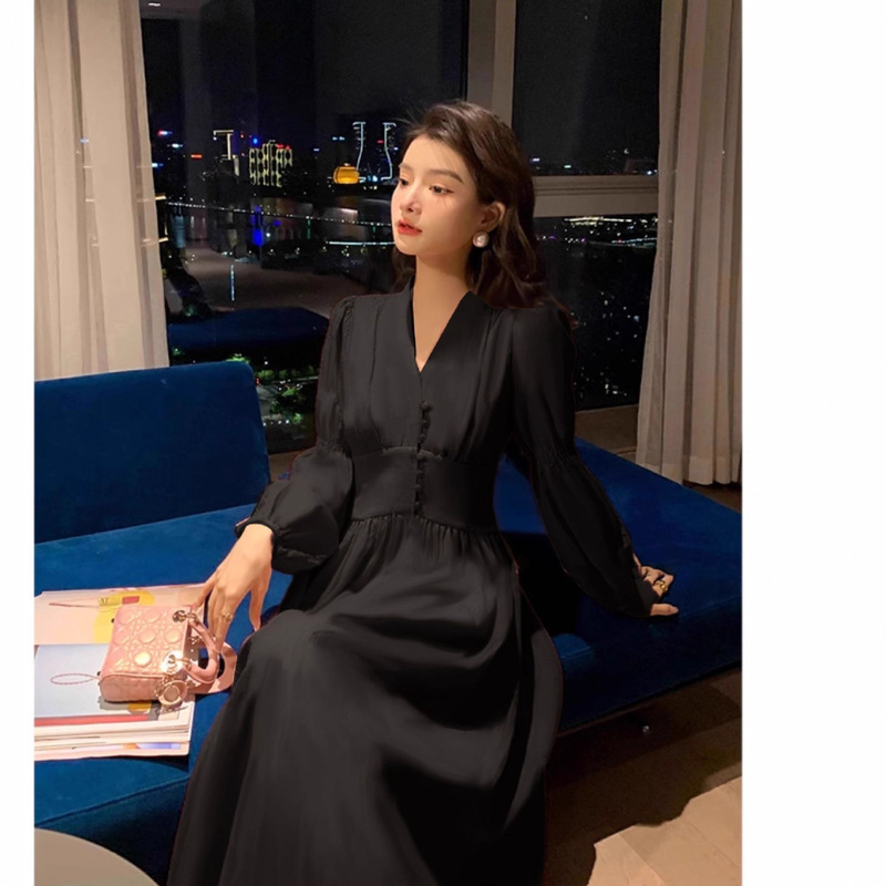 法式复古黑色大裙摆A字裙妈妈装V领收腰连衣裙长款休闲大码宽松|undefined
