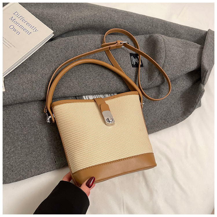 Comercio exterior transfronterizo retro bolso de cubo de mano de color 2025 nuevo nicho de alto nivel simple hombro bolso de mujer image 12