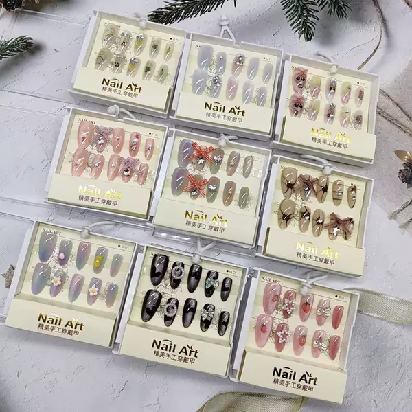 Middle-T Multi-Diamond Handmade Wearable Nails, Heart-Shaped Sparkling Diamond Wearable Nail Art, Nail Patches, Removable, Wholesale Supply
