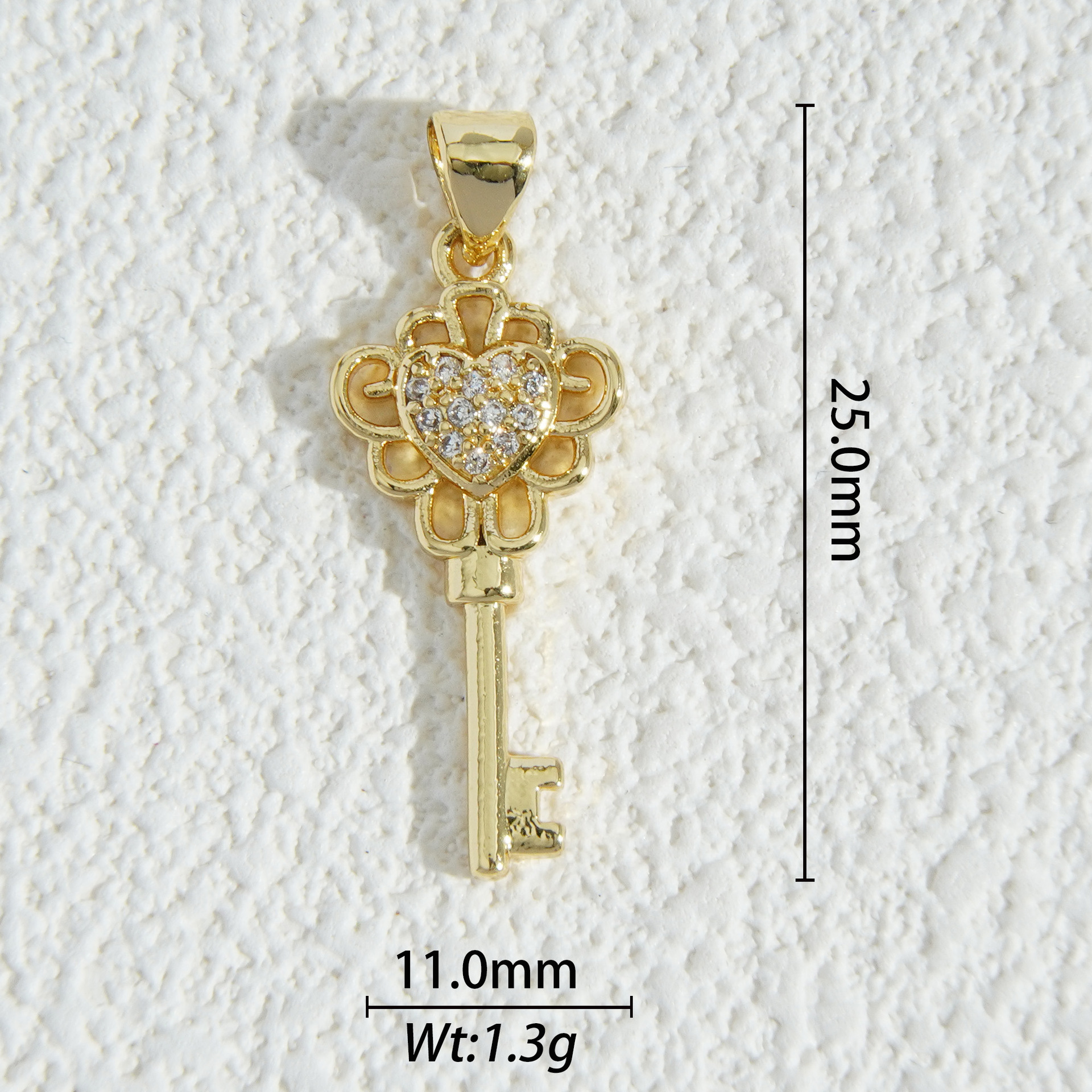 18K oro micro-cristalino accesorios de piedra estrella luna mariposa flores amor colgante DIY collar material pendientes