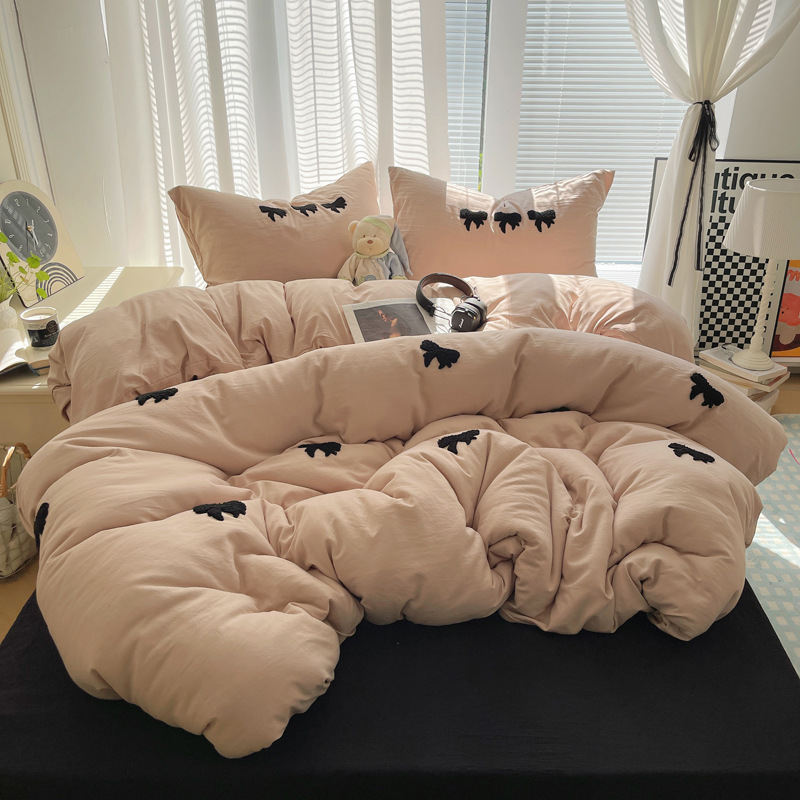 2024 nuevo estilo suave lazo toalla bordado nube lavada algodón funda edredón de cuatro piezas sábana sábana sábana simple y elegante