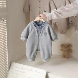 婴幼儿宝宝休闲运动服外出哈衣抱服假两件连体衣酷帅炸街爬爬衣服