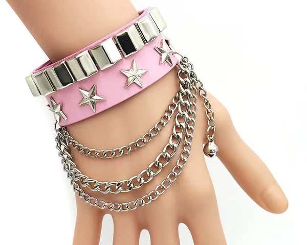 Pink color chain clause