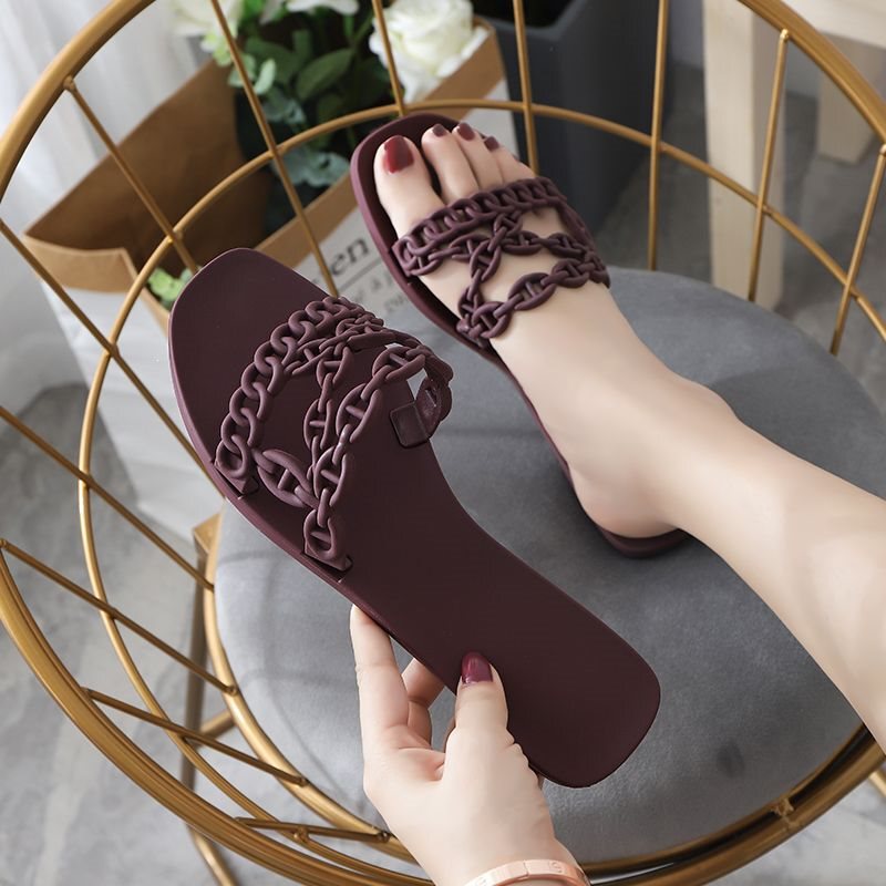 Women's Outdoor Slippers, Non-Slip, Stylish for Home Use, All-Season Indoor Clearance, One-Strap Buckle, Trendy Hollow Design Women's Outdoor Slippers, Non-Slip, Stylish for Home Use, All-Season Indoor Clearance, One-Strap Buckle, Trendy Hollow Design