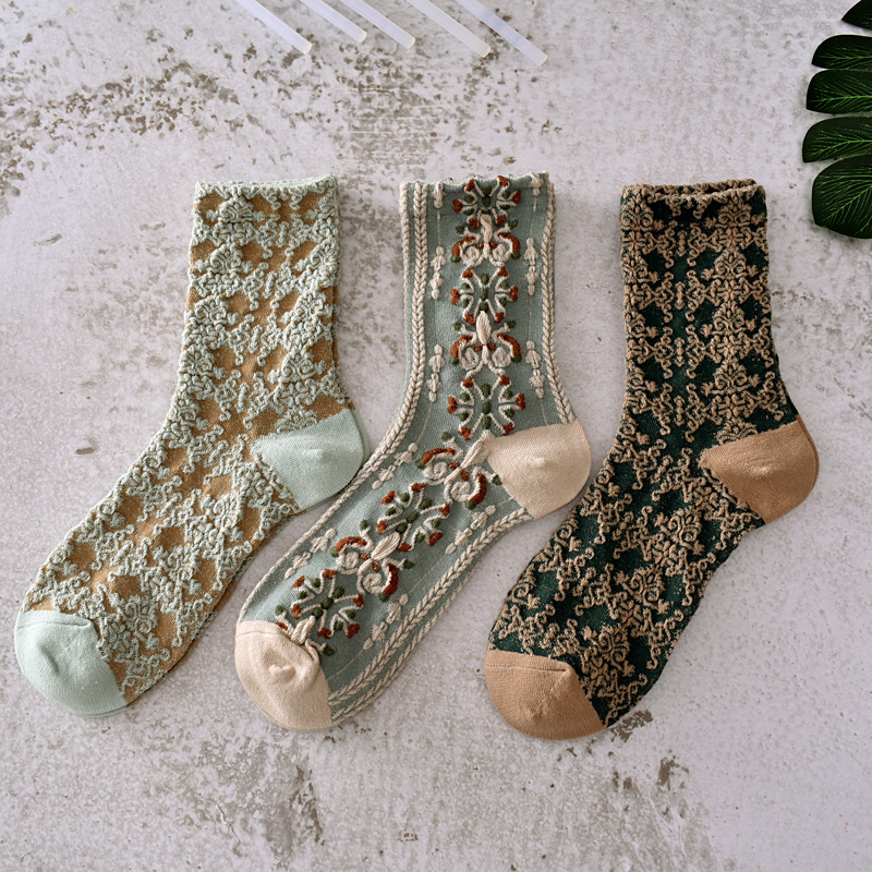 Frau Lässig Farbblock Baumwolle Polyester Baumwolle Jacquard Ankle Socken display picture 5