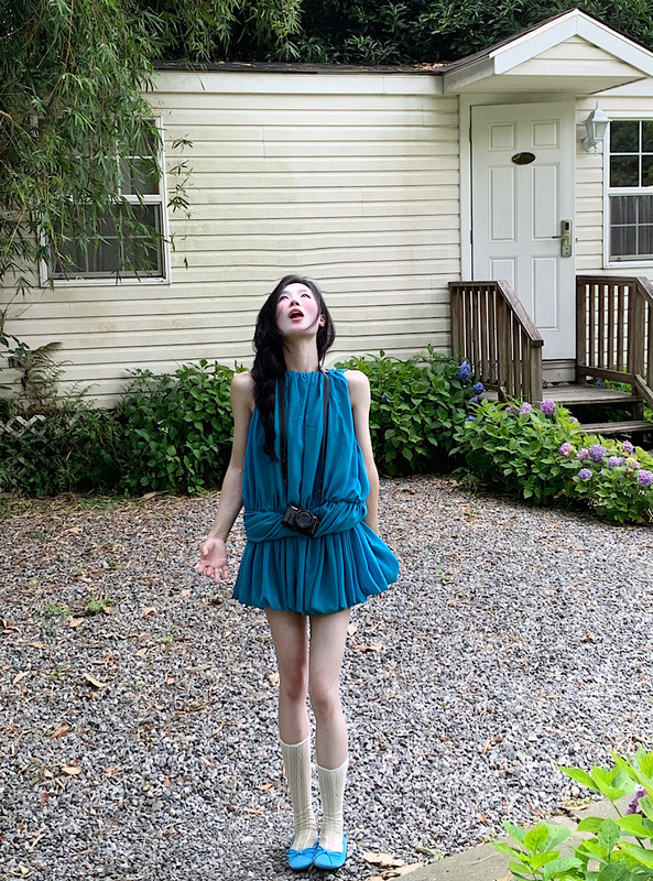 2025 Summer New Style Peacock Blue Chiffon Irregular Pleated Sleeveless Dress for Women, Slim Fit for Petite Figures 2025 Summer New Style Peacock Blue Chiffon Irregular Pleated Sleeveless Dress for Women, Slim Fit for Petite Figures