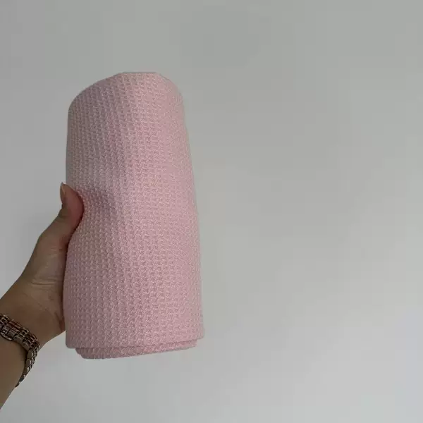 Small Pineapple Grids with Silicone Dots Yoga Towel, Compact and Lightweight, Sweat-Absorbent and Non-Slip, Yoga Can Be Started Anytime and Anywhere