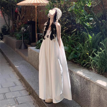 2025夏季海边度假风绝美宽松白色初恋吊带连衣裙女学生沙滩仙女裙
