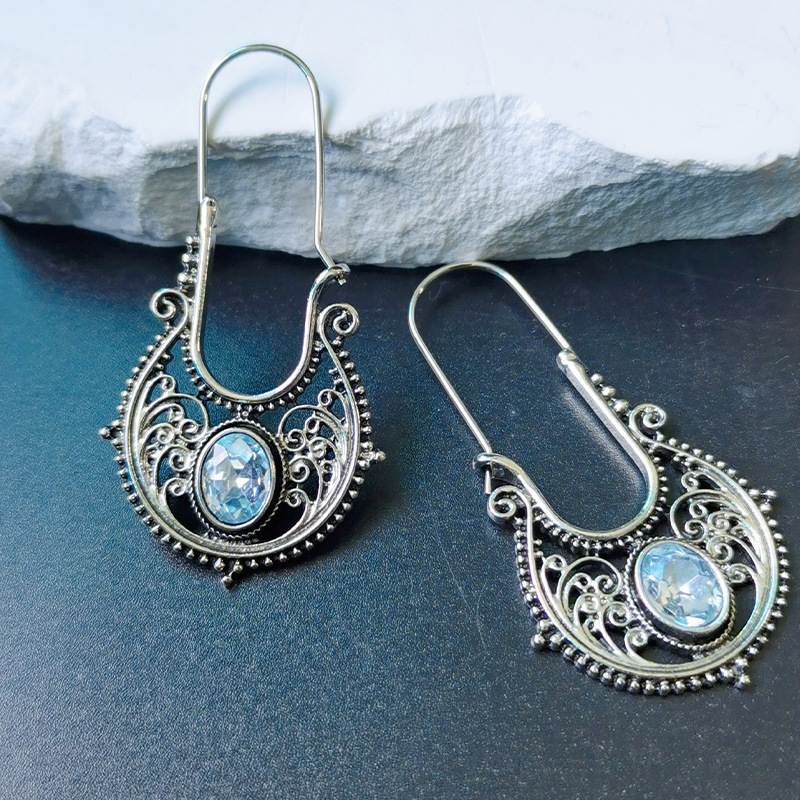Yunjin Venta caliente europea y americana Bohemia retro pendientes huecos en forma de gota pendientes de plata antiguos transfronterizos exclusivos