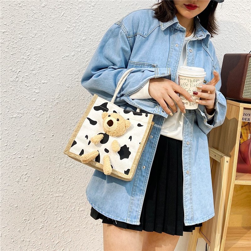 2020 ins invierno lindo oso japonés bolso de mujer estudiante de dibujos animados todo partido modelo de leche portátil estilo de moda