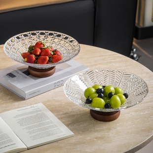 ����y�������P�߼��и��_ˮ���P��ľ�������þ��[��ˮ���@���l