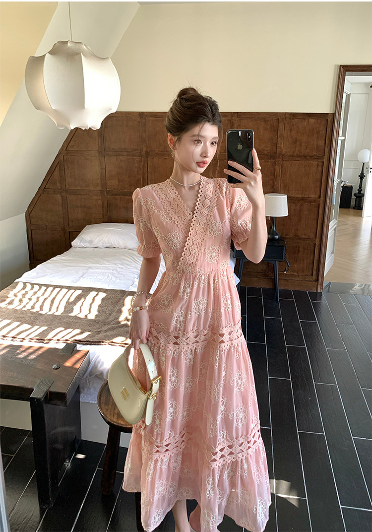 Đầm maxi nữ tay bồng ren hoa V cut-out phong cách Pháp cung đình — xanh lam, màu hồng, màu mơ chi tiết 39