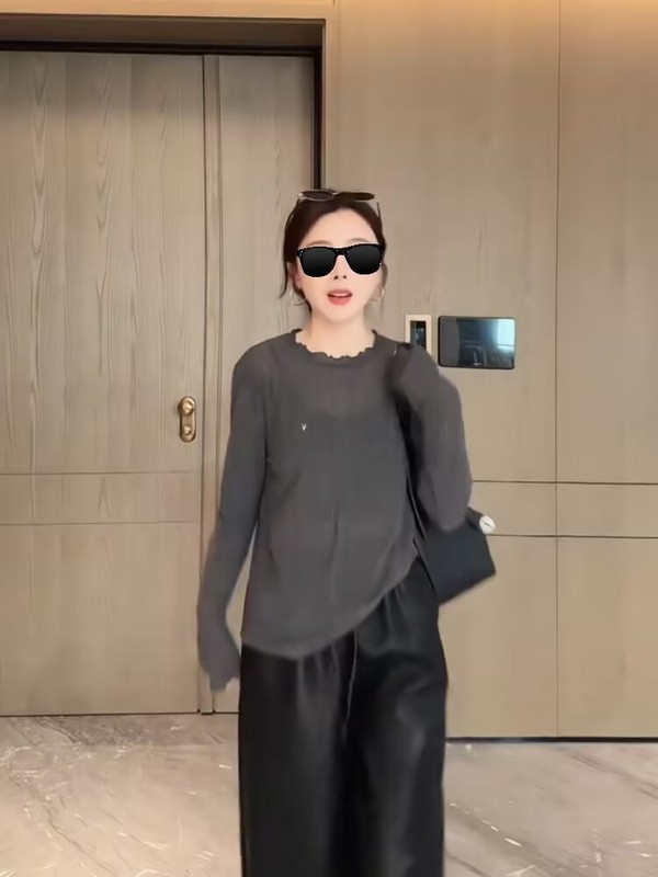 2025女秋季新款显瘦百搭圆领木耳边长袖T恤女宽松休闲打底衫上衣|undefined