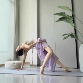 连衣裙;半身裙;女式衬衫