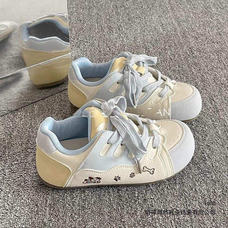 Chic Korean Retro Brown Thick-Soled Versatile Sneakers for Women, Niche Design, Lightweight and Comfortable Sports Casual Shoes, Trendy Chic Korean Retro Brown Thick-Soled Versatile Sneakers for Women, Niche Design, Lightweight and Comfortable Sports Casual Shoes, Trendy