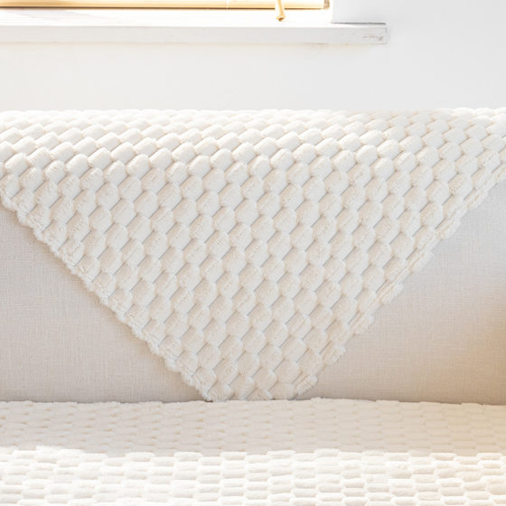 Winter plush sofa cushion padded cushion simple modern non-slip sofa cover cover cloth towel wholesale cross-border exclusive