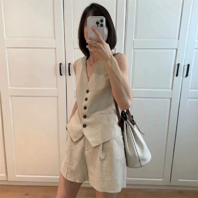 Linen Vest and Shorts Set for Women, Two-Piece Set, 2026 Summer New Style, Elegant Sleeveless Cotton and Linen Suit Vest Jacket