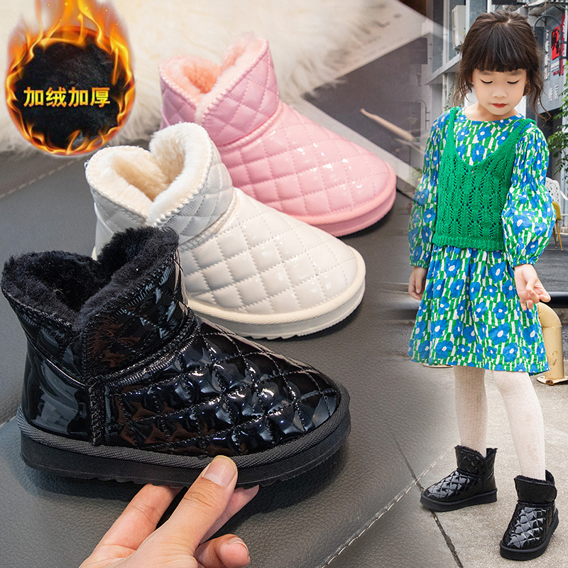 Botas de nieve para niñas zapatos de algodón para niños con forro polar 2022 nuevos Otoño e Invierno de cuero impermeable Botas cortas para niños botas de algodón cálido image 3