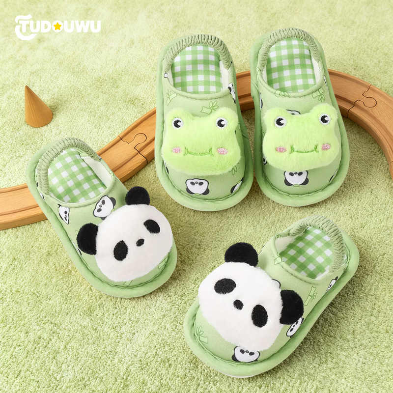Spring and Autumn New Little Panda Cloth Slippers 1-5 Years Old Men and Women Cute Cartoon Cotton Floor Slippers Elastic Band to Prevent Falling