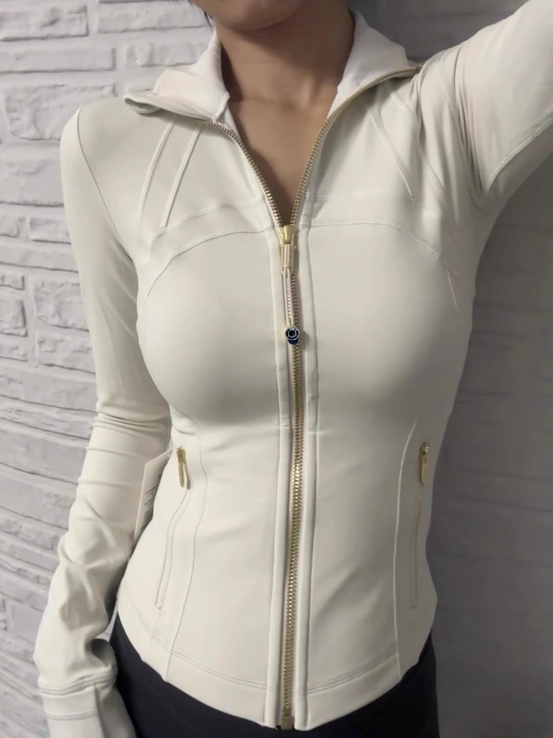 Luludarling el mismo traje de yoga para mujeres de verano nueva chaqueta molida cuello de acondicionamiento físico abrigo solar