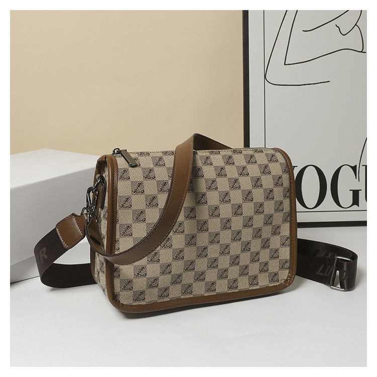 Netizen Women's 2024 New Popular Fashion Print Crossbody Small Square Versatile Broadband Shoulder Pea Bag_voghion.com