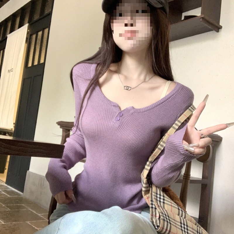 Knitted purple elegant design base body-friendly sweater