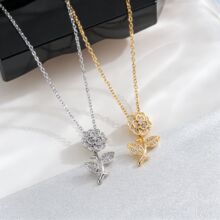�羳���NС���L�Ƕ�ʯõ�廨��Ů�͹�С���������i��朵���