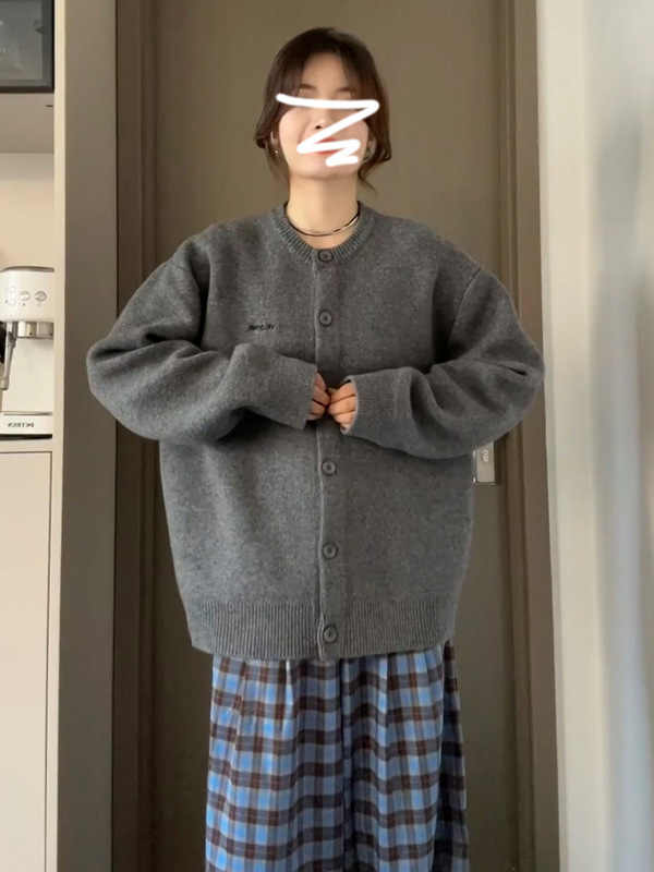慵懒风高级感灰色圆领毛衣外套女秋冬季新款宽松休闲针织开衫上衣|undefined