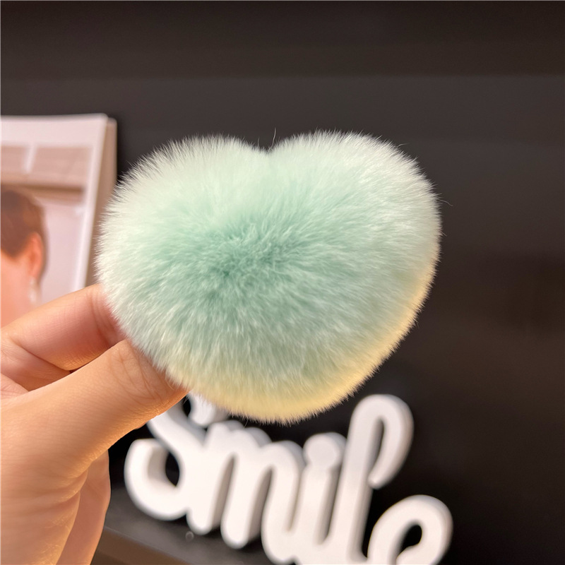 Women's Cute Simple Style Heart Shape Rabbit Fur Hair Clip display picture 21