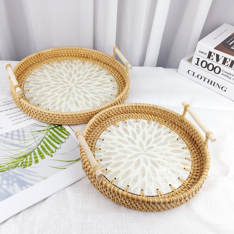 Wholesale Rattan Handmade Woven Snacks Creative Fruit Plate Living Room Decorative Round Binaural Colorful Shell Snack Tray Wholesale Rattan Handmade Woven Snacks Creative Fruit Plate Living Room Decorative Round Binaural Colorful Shell Snack Tray