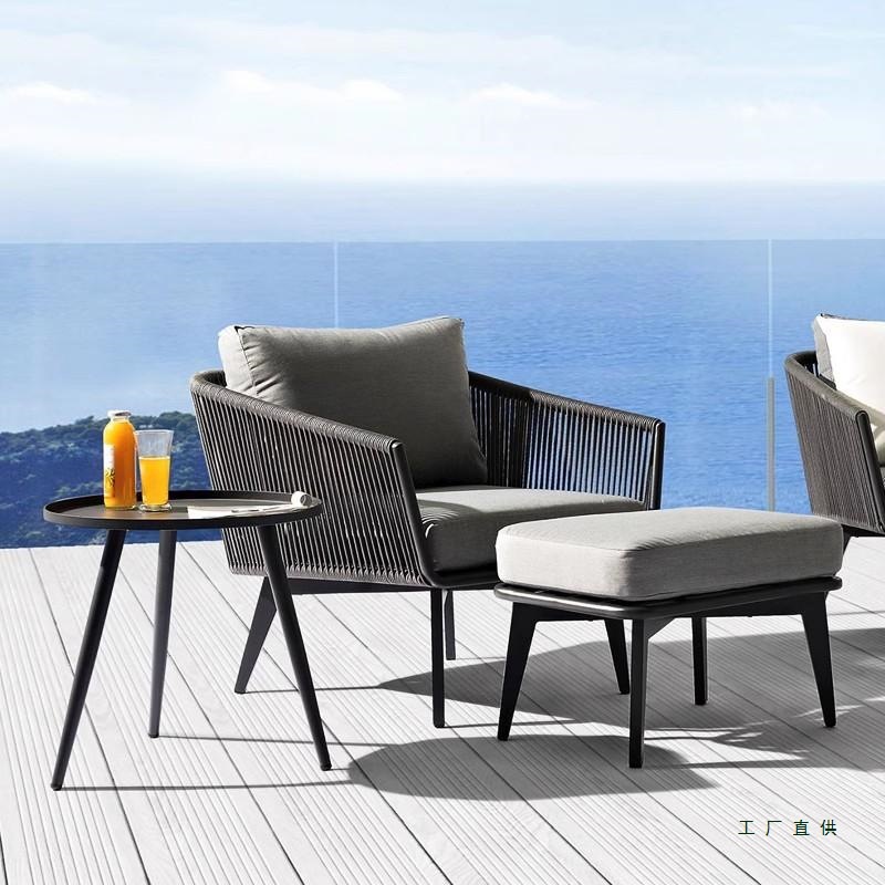 Sofá al aire libre patio al aire libre jardín balcón ocio al aire libre caña sofá mesa de té combinación impermeable protección solar alojamiento residencial