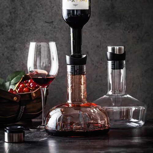 Waterfall red wine decanter, lead-free Jinshan luxury high-end glass wine pouring wine storage wine dividing jug with lid