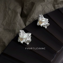 耳钉;耳环;戒指